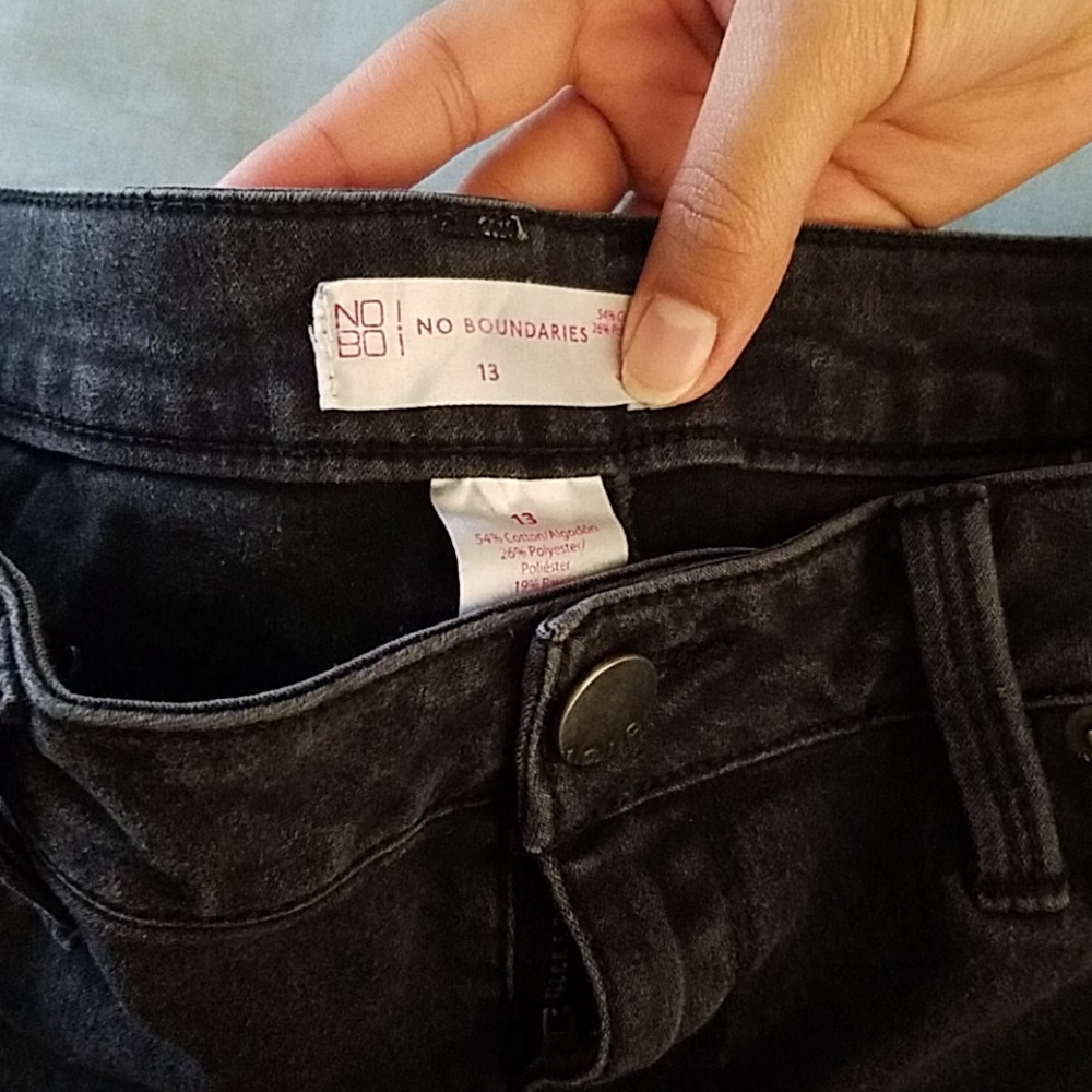 Jeans - Picture 2 of 3